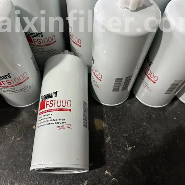 FS1000 Fleetguard Fuel Filter 99% Efficiency at 10 Micron for Diesel Engines