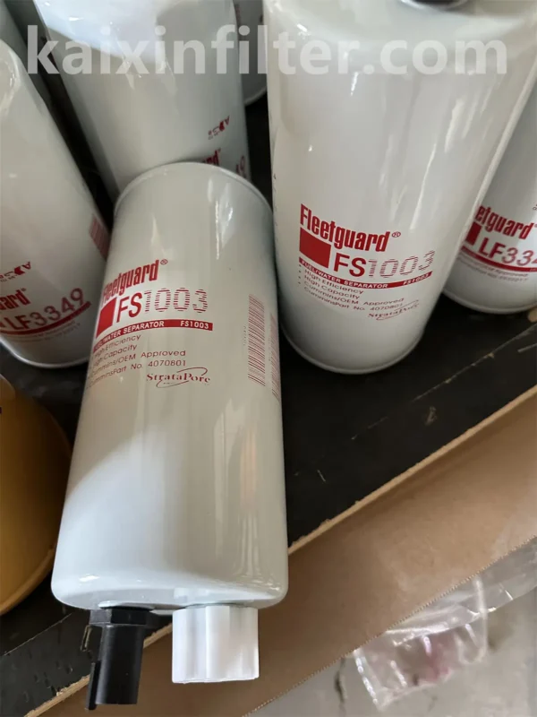 Fs1003 Thread FS1003 Fleetguard Fuel Filter for Doosan LSCK4 Light Tower