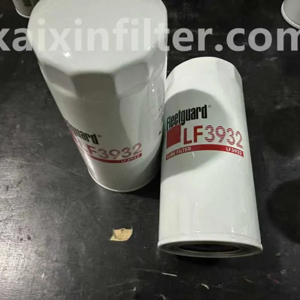 LF3932 Fleetguard precision-engineered oil filter | kaixinfilter