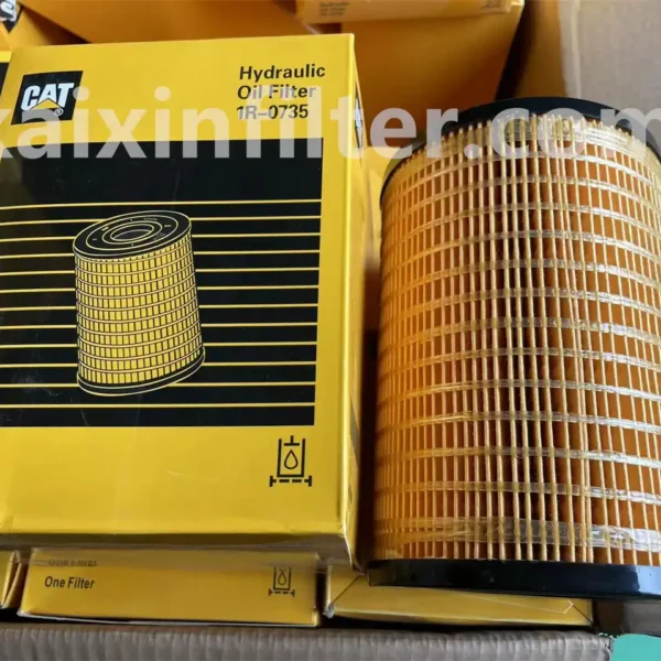 Caterpillar D6M bulldozer with 3116 engine, compatible with 1R-0735 hydraulic filter