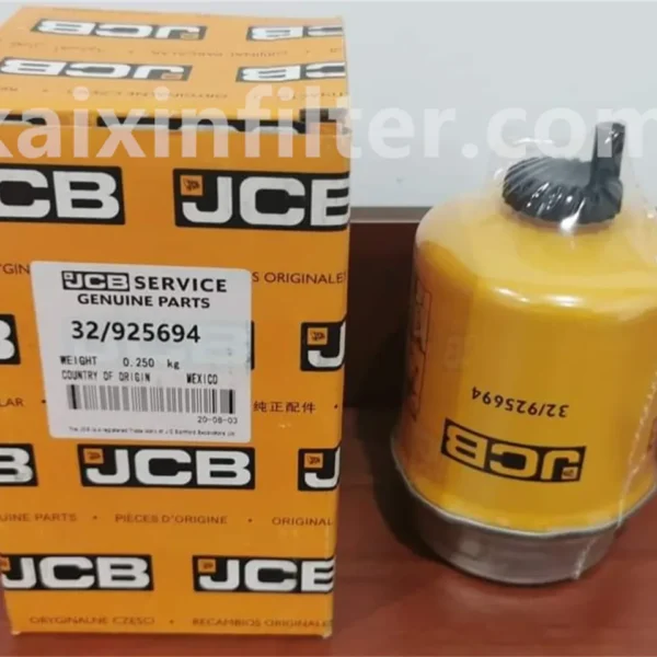 32-925694 fuel filter compatible with JCB Teletruk TLT30D forklift with Perkins 404C-22 engine