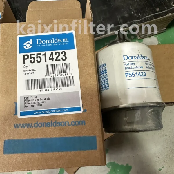 Donaldson P551423 fuel filter for Bobard 909 agricultural straddle machine