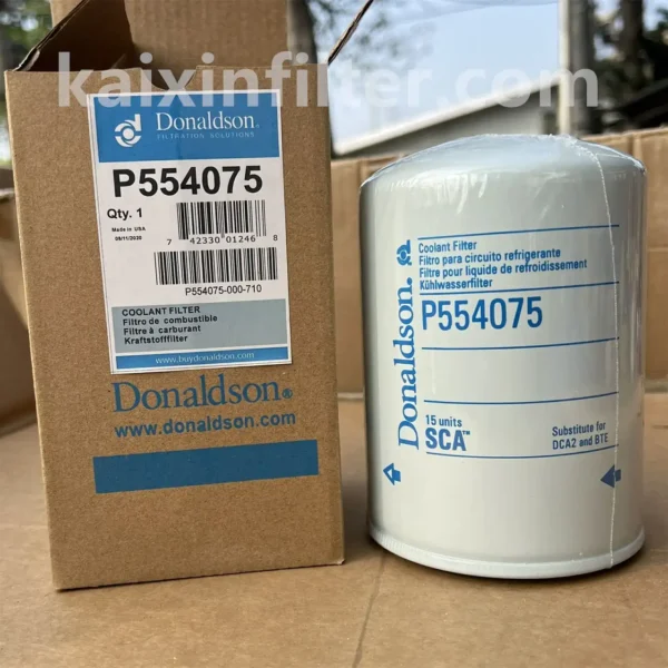 Donaldson P554075 coolant filter for CASE 7700 harvester