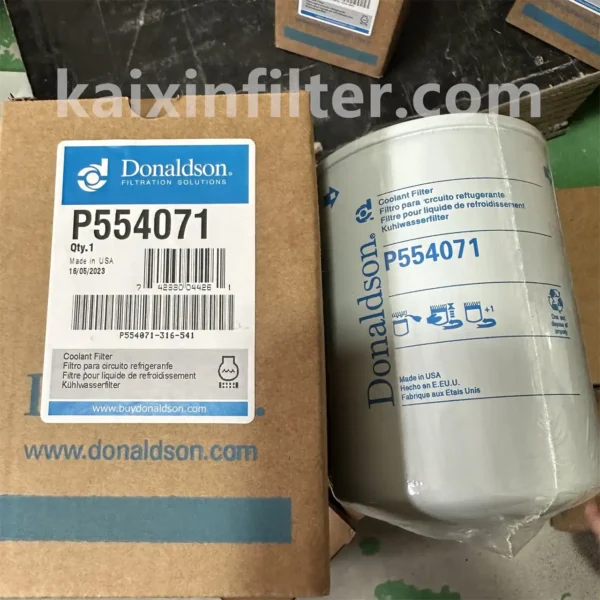 P554071 Donaldson Coolant Filter for Clark 275 B Loader Cummins KT 1150 Engine